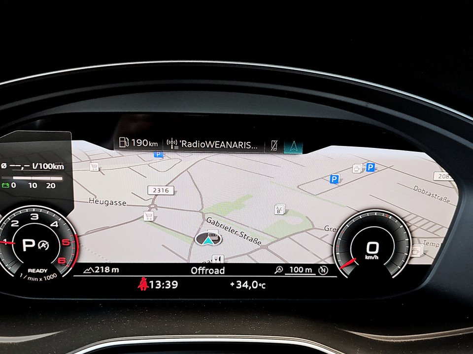 Audi A4 Avant 30 TDI AUT advanced | Bild 10 von 21