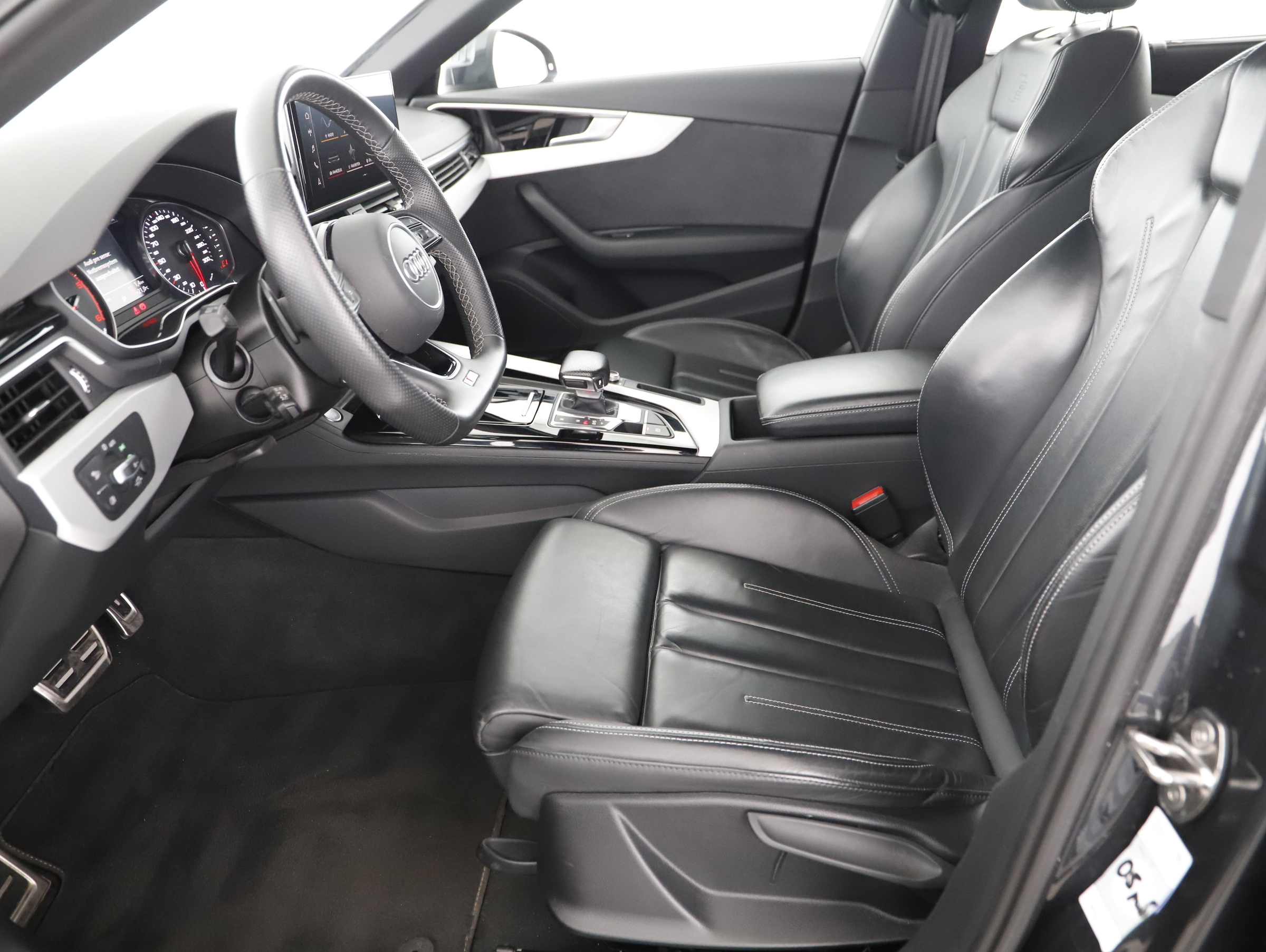 Bild eines Audi A4 Avant 30 2.0 TDI advanced