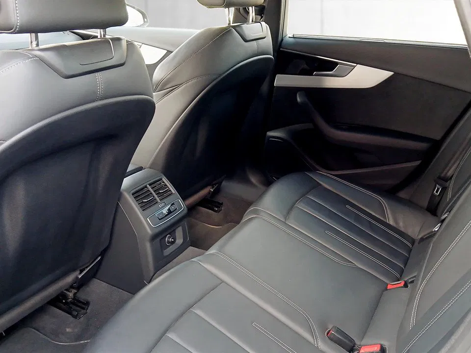 Audi A4 Avant 30 2.0 TDI advanced | Bild 18 von 22