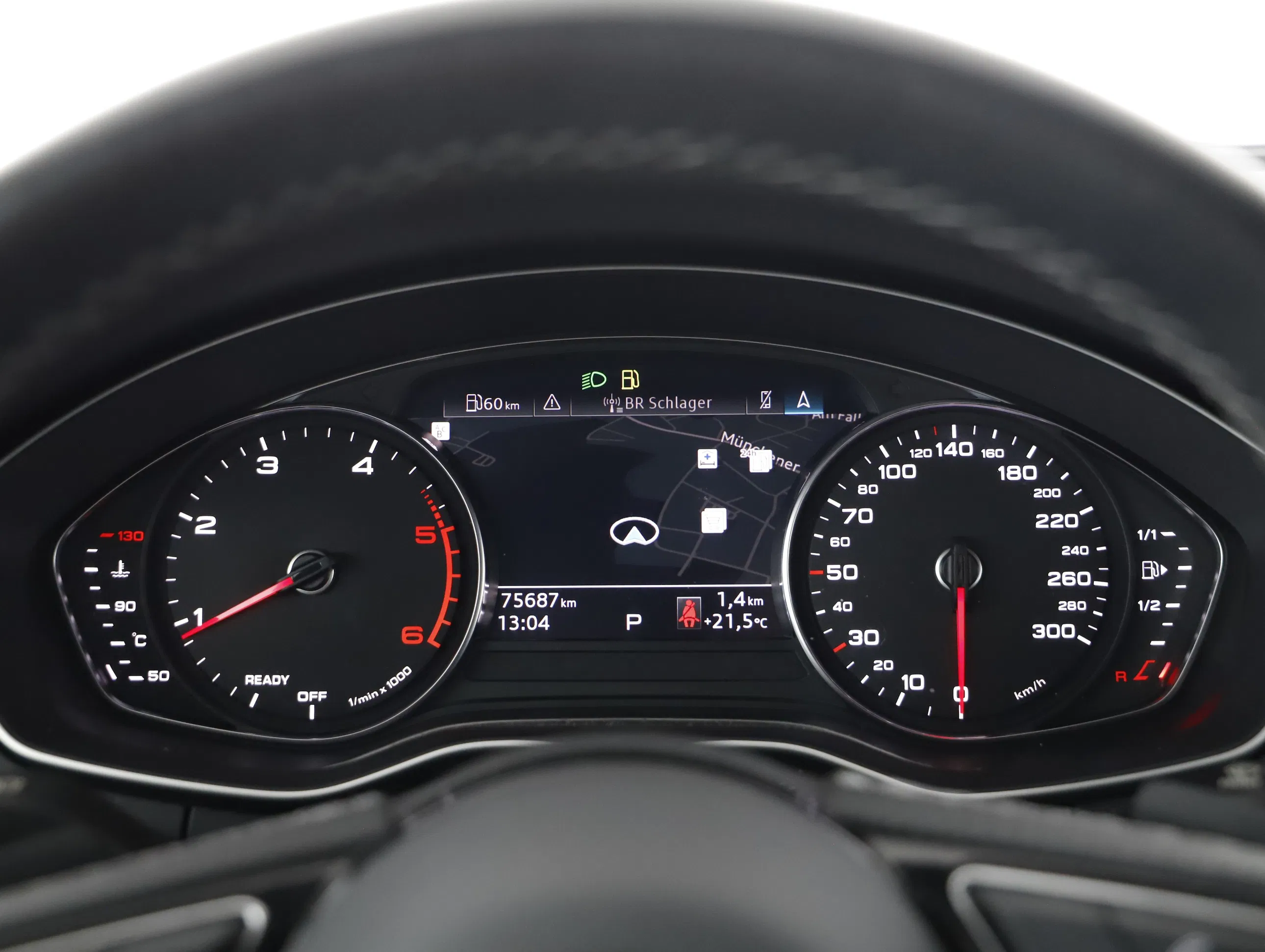Audi A4 Avant 30 2.0 TDI advanced | Bild 6 von 24