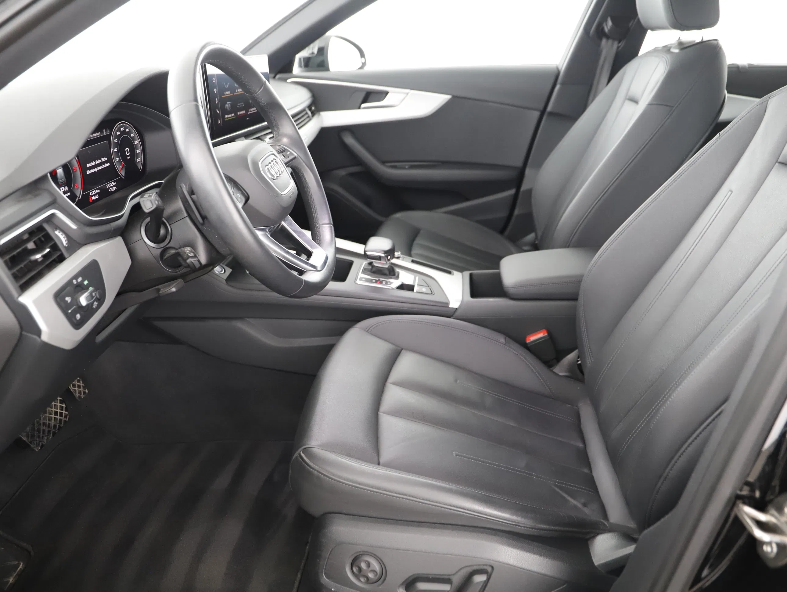 Audi A4 Avant 40 2.0 TDI quattro S-Line | Bild 1 von 23