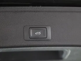 Audi A4 Avant 40 2.0 TDI quattro S-Line | Thumbnail 18 von 23