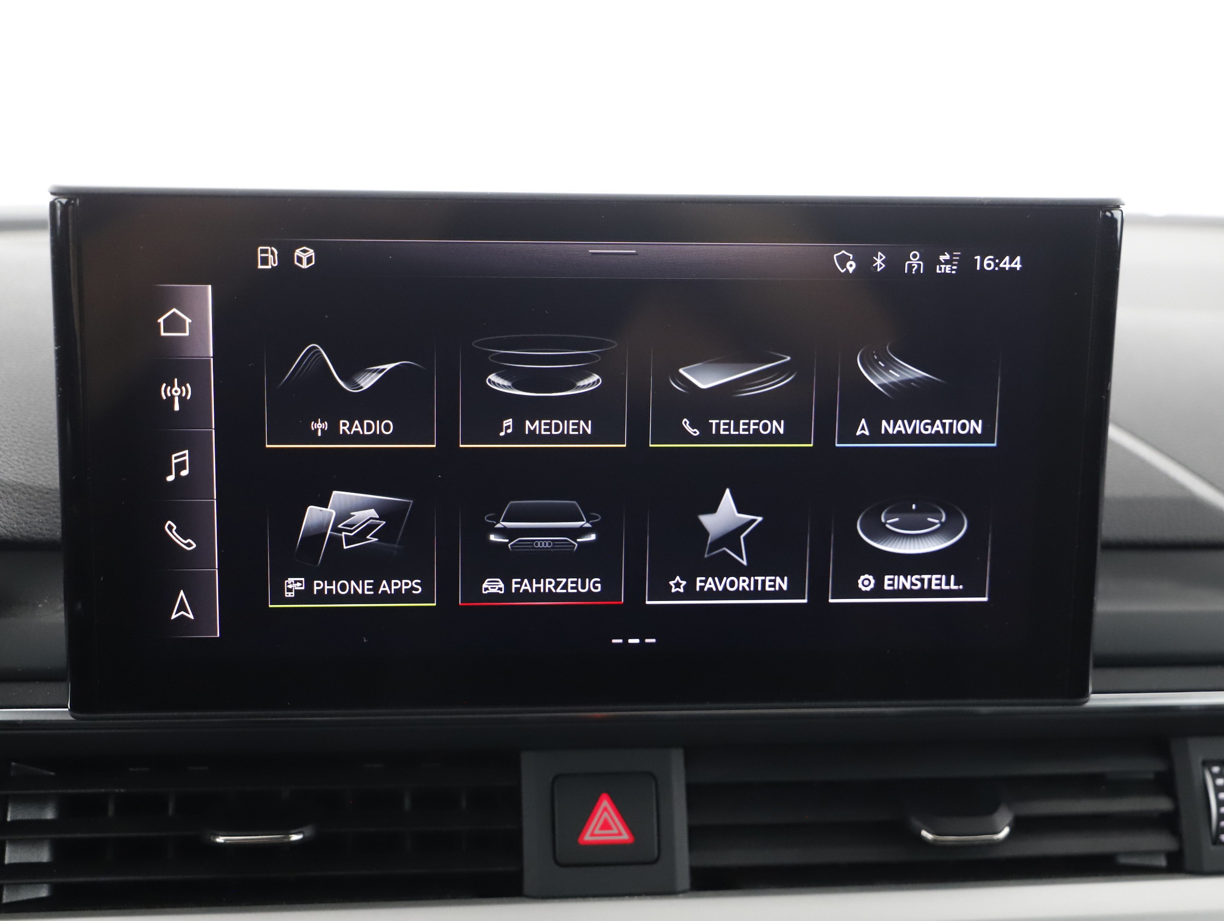 Audi A4 Avant 40 2.0 TDI quattro S-Line | Bild 7 von 23