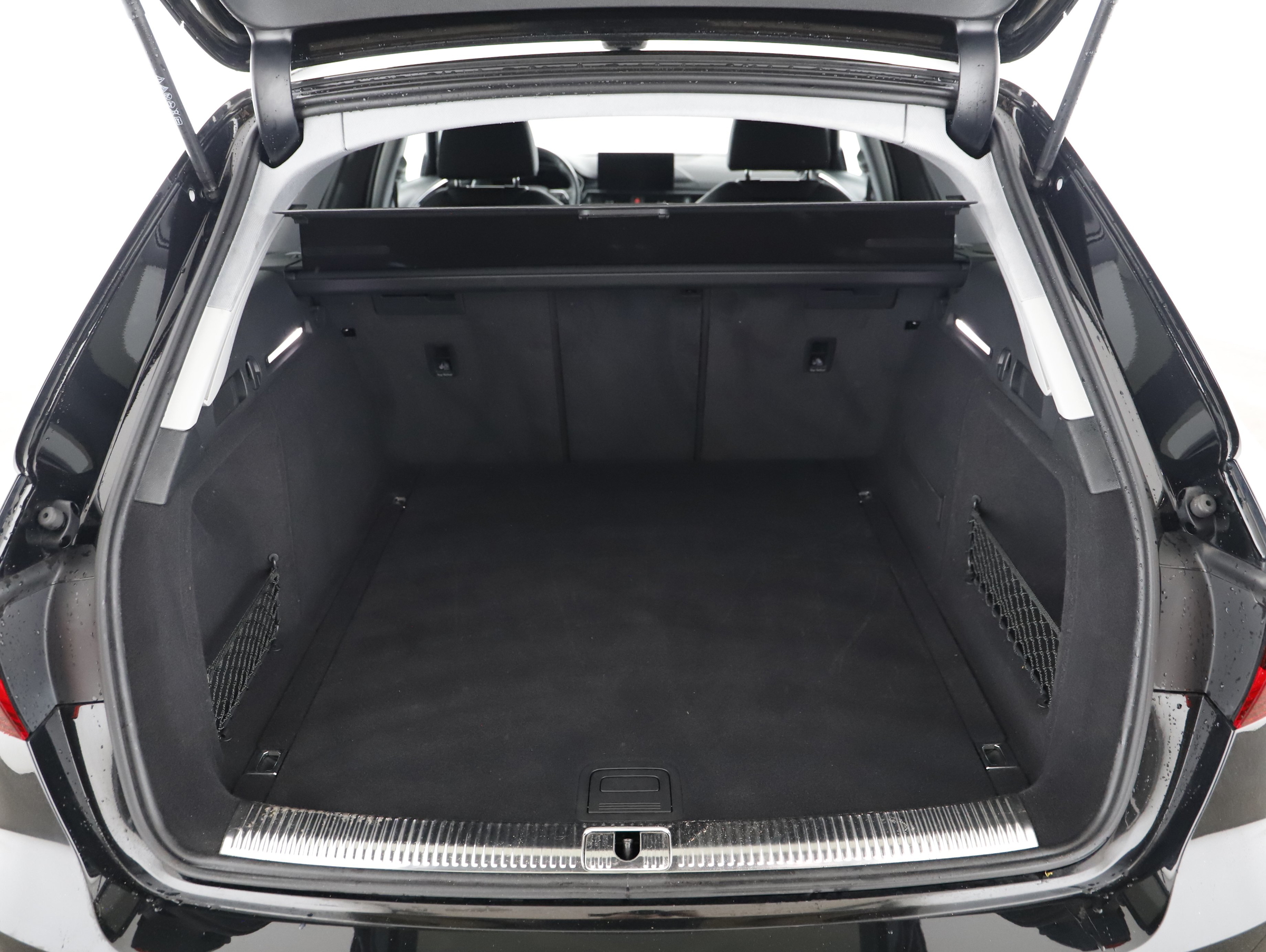 Audi A4 Avant 35 2.0 TDI S-Line | Bild 19 von 22