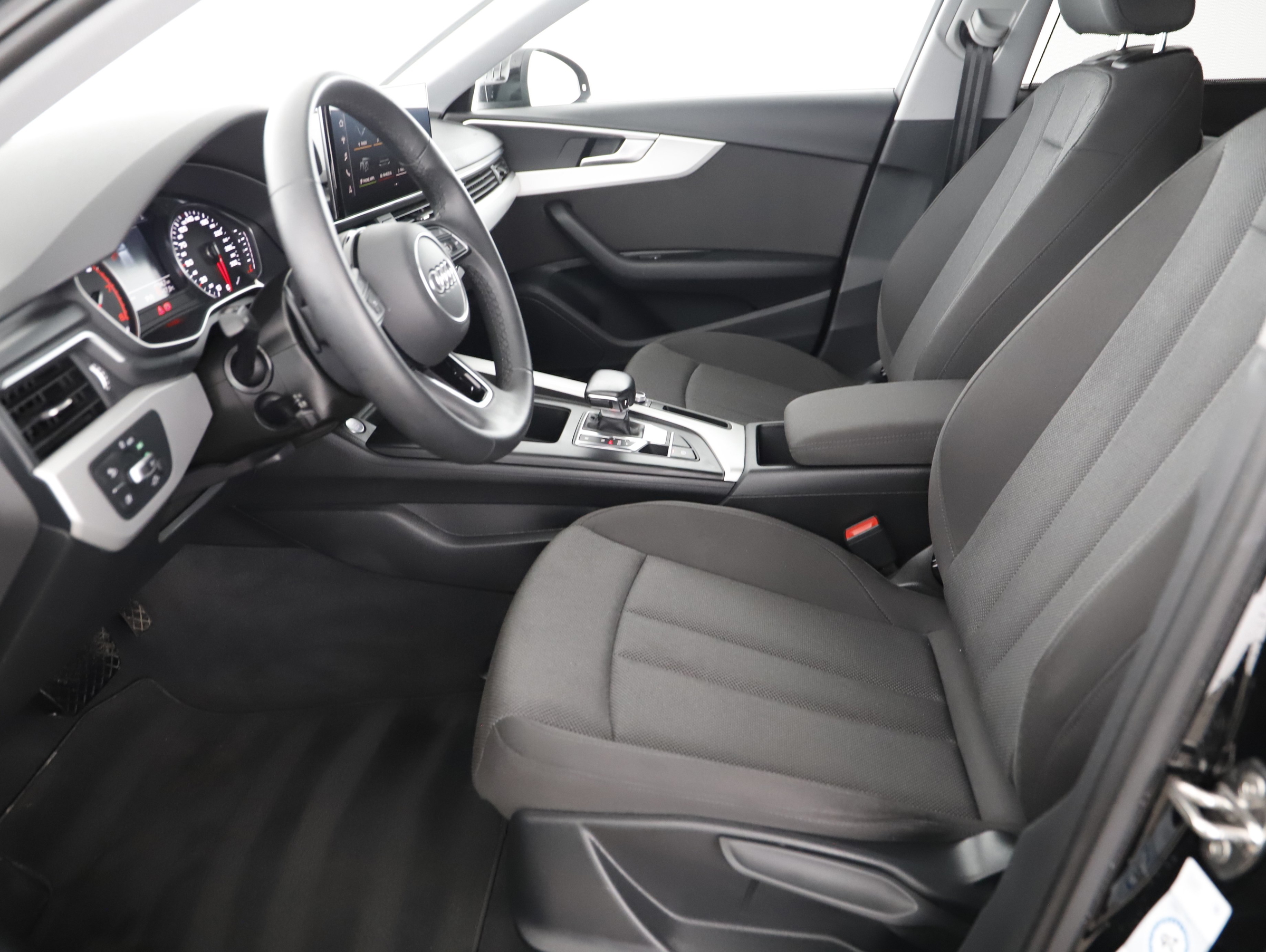 Bild eines Audi A4 Avant 35 2.0 TFSI advanced