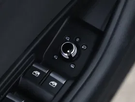 Audi A4 Avant 35 2.0 TFSI advanced | Thumbnail 16 von 23