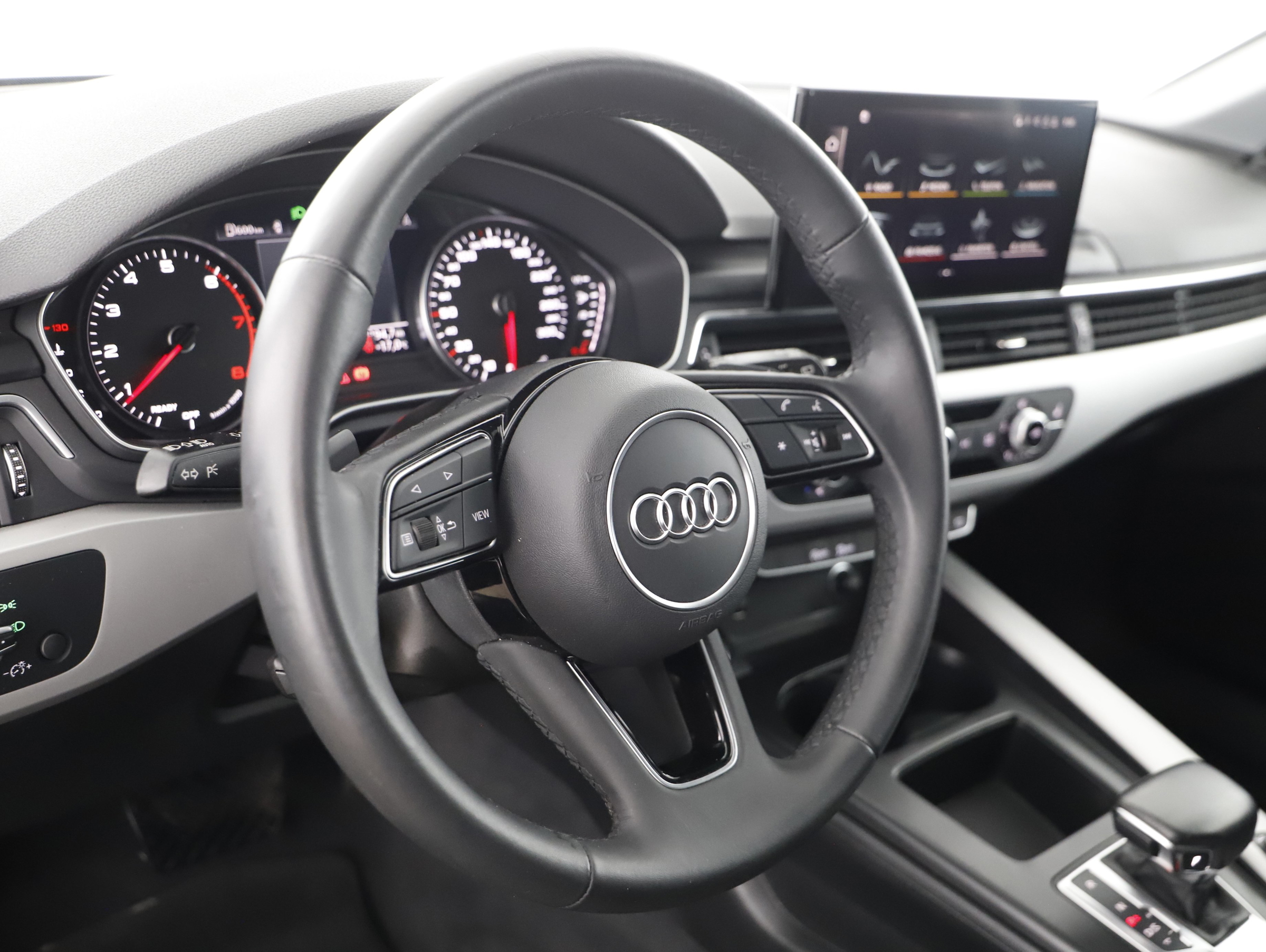 Audi A4 Avant 35 2.0 TFSI advanced | Bild 4 von 23