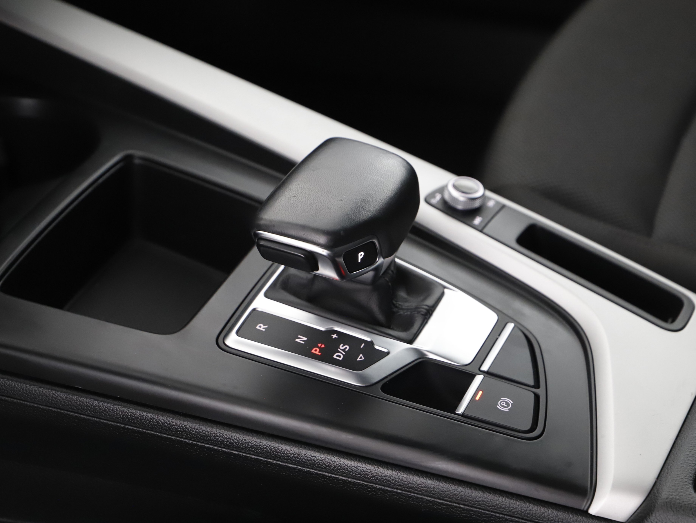 Audi A4 Avant 35 2.0 TFSI advanced | Bild 5 von 23