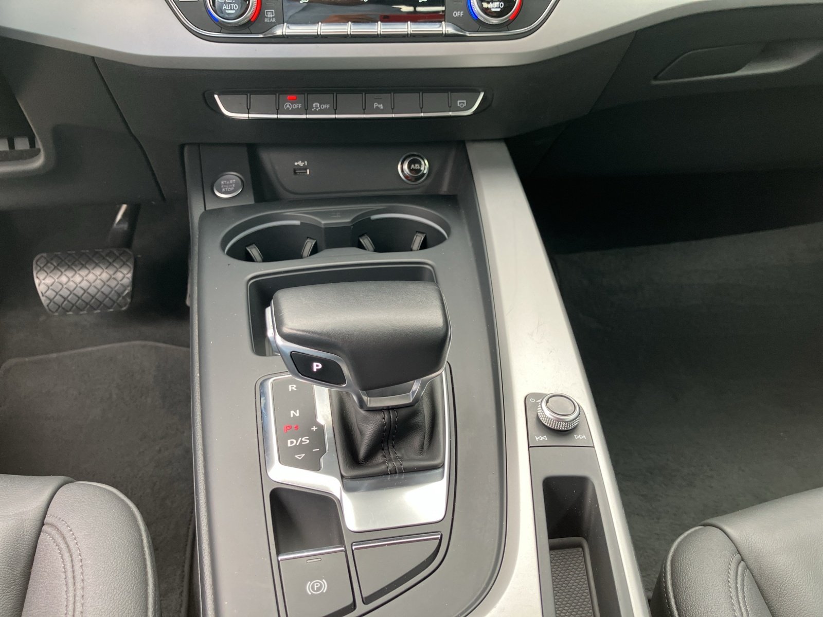 Audi A4 Avant 35 TFSI Aut. | Bild 10 von 18