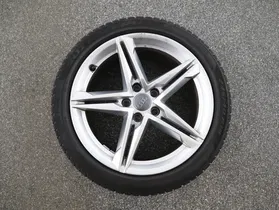 Audi A4 Avant 40 2.0 TDI S-Line | Thumbnail 28 von 31