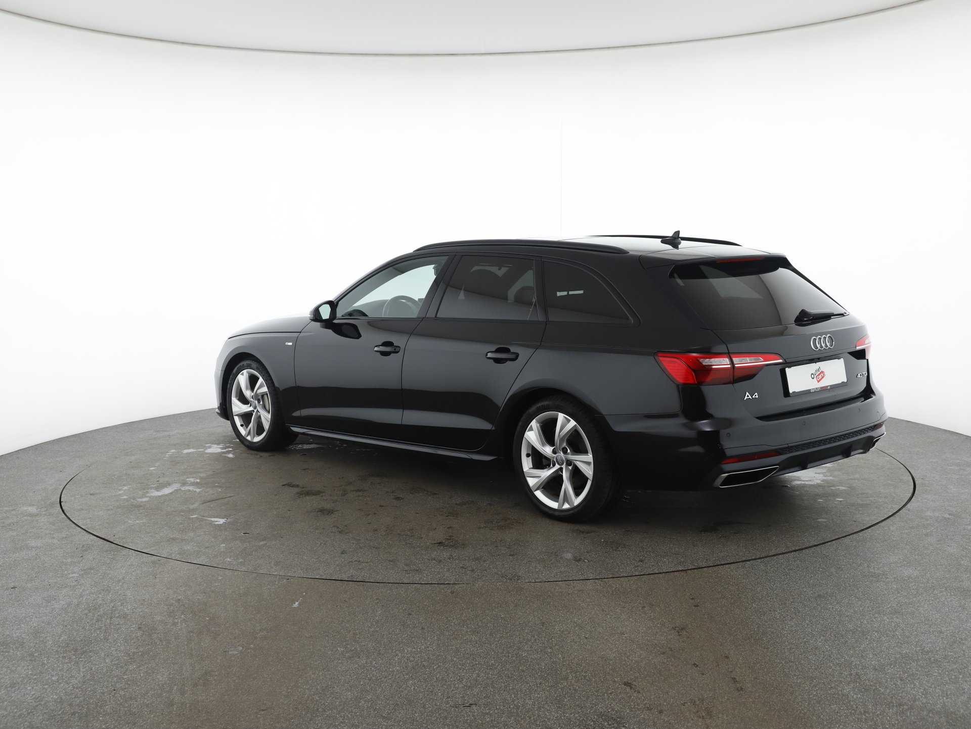 Audi A4 Avant 40 2.0 TDI S-Line | Bild 8 von 31