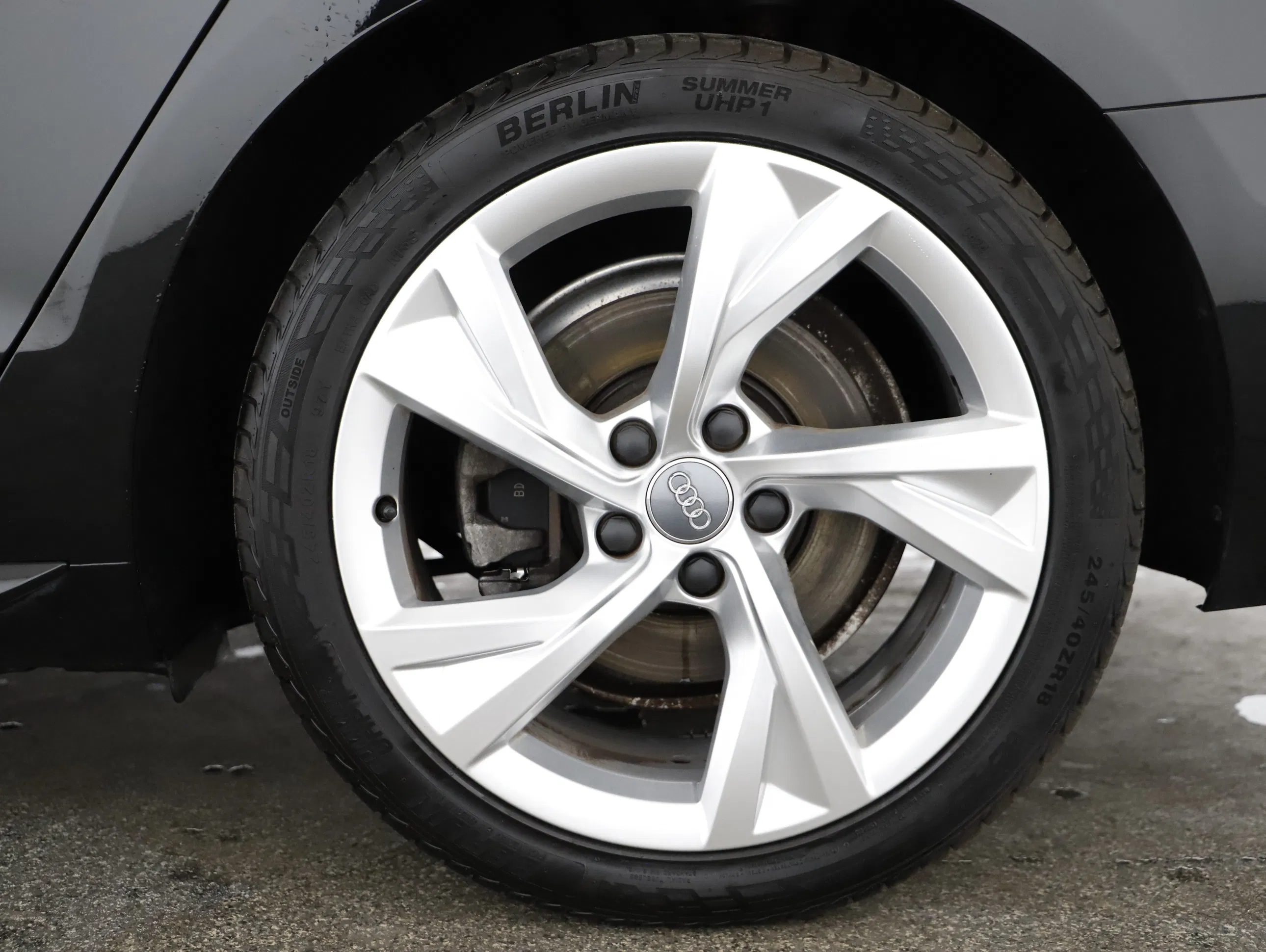 Audi A4 Avant 40 2.0 TDI S-Line | Bild 10 von 31