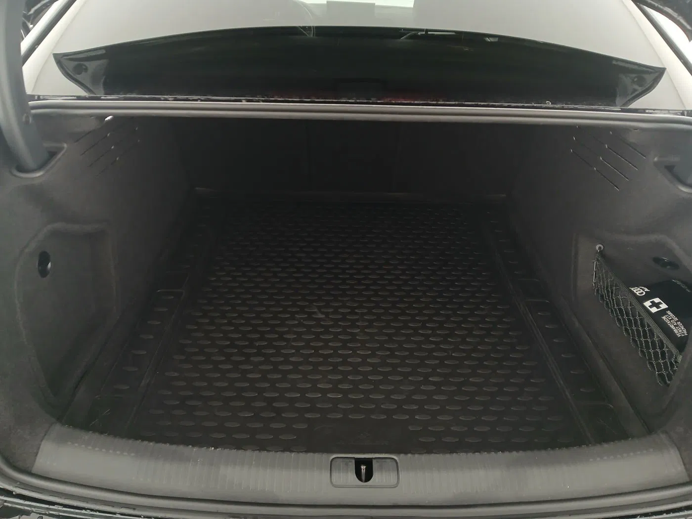 Audi A4 40 2.0 TDI advanced | Bild 29 von 29