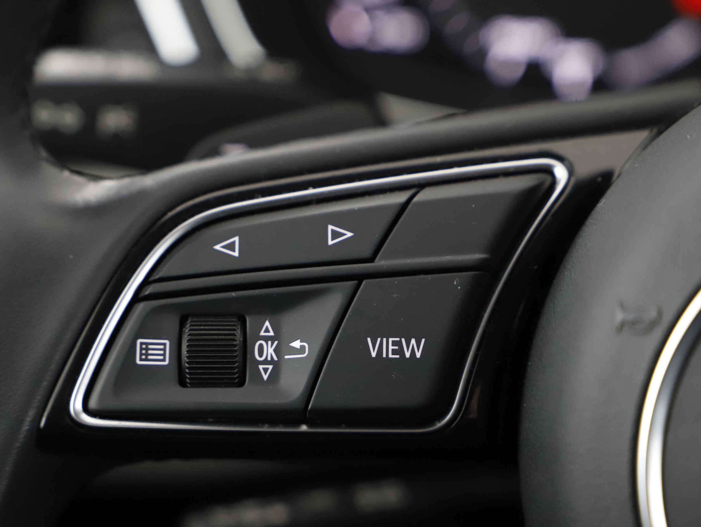 Audi A4 Avant 35 TDI Aut. | Bild 11 von 22