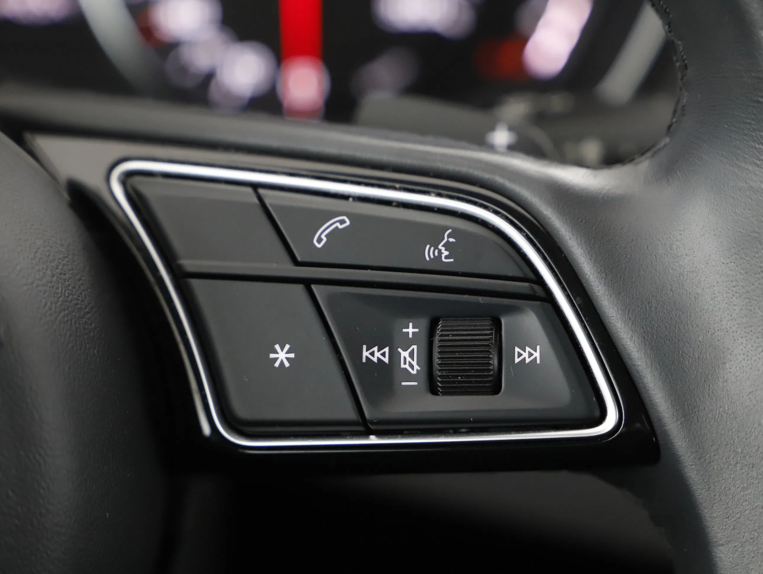 Audi A4 Avant 35 TDI Aut. | Bild 12 von 22