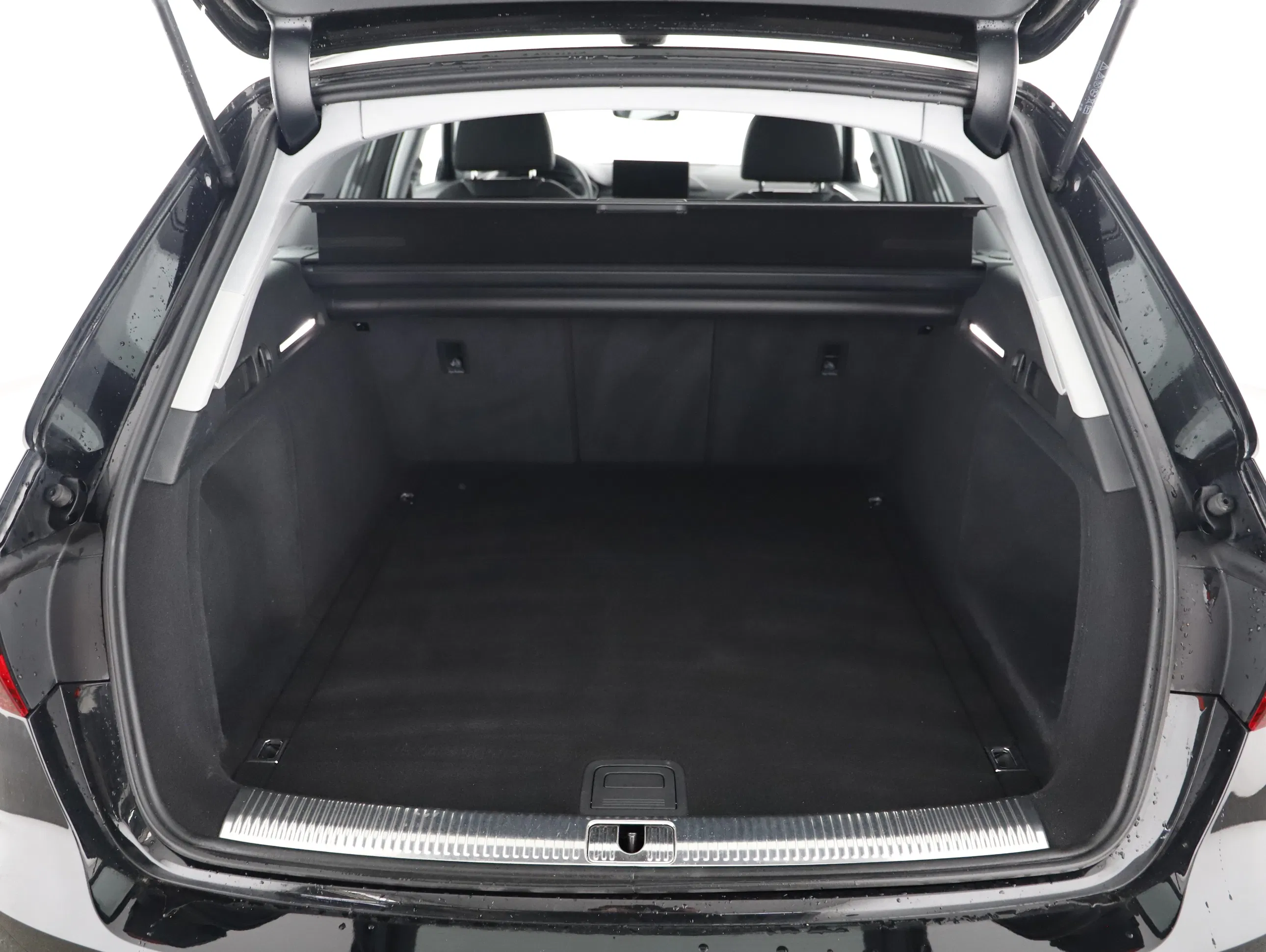 Audi A4 Avant 35 2.0 TDI | Bild 21 von 25