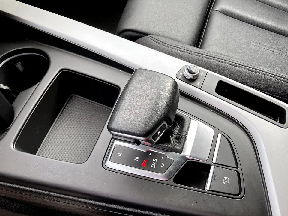 Audi A4 Avant 35 2.0 TDI S-Line | Bild 15 von 22