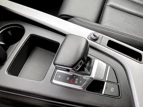 Audi A4 Avant 35 2.0 TDI S-Line | Thumbnail 15 von 22