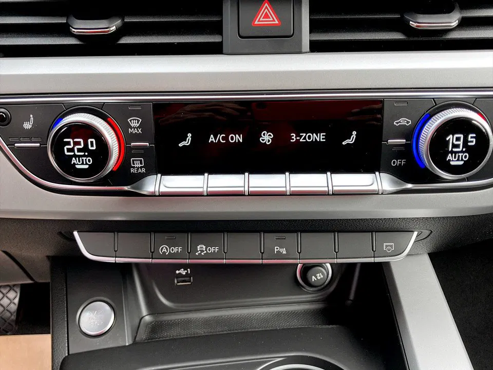 Audi A4 Avant 35 2.0 TDI S-Line | Bild 12 von 22