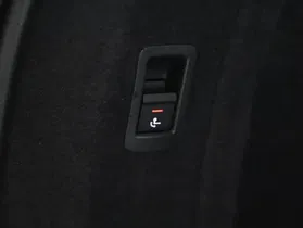 Audi A4 Avant 40 2.0 TDI S-Line | Thumbnail 27 von 29