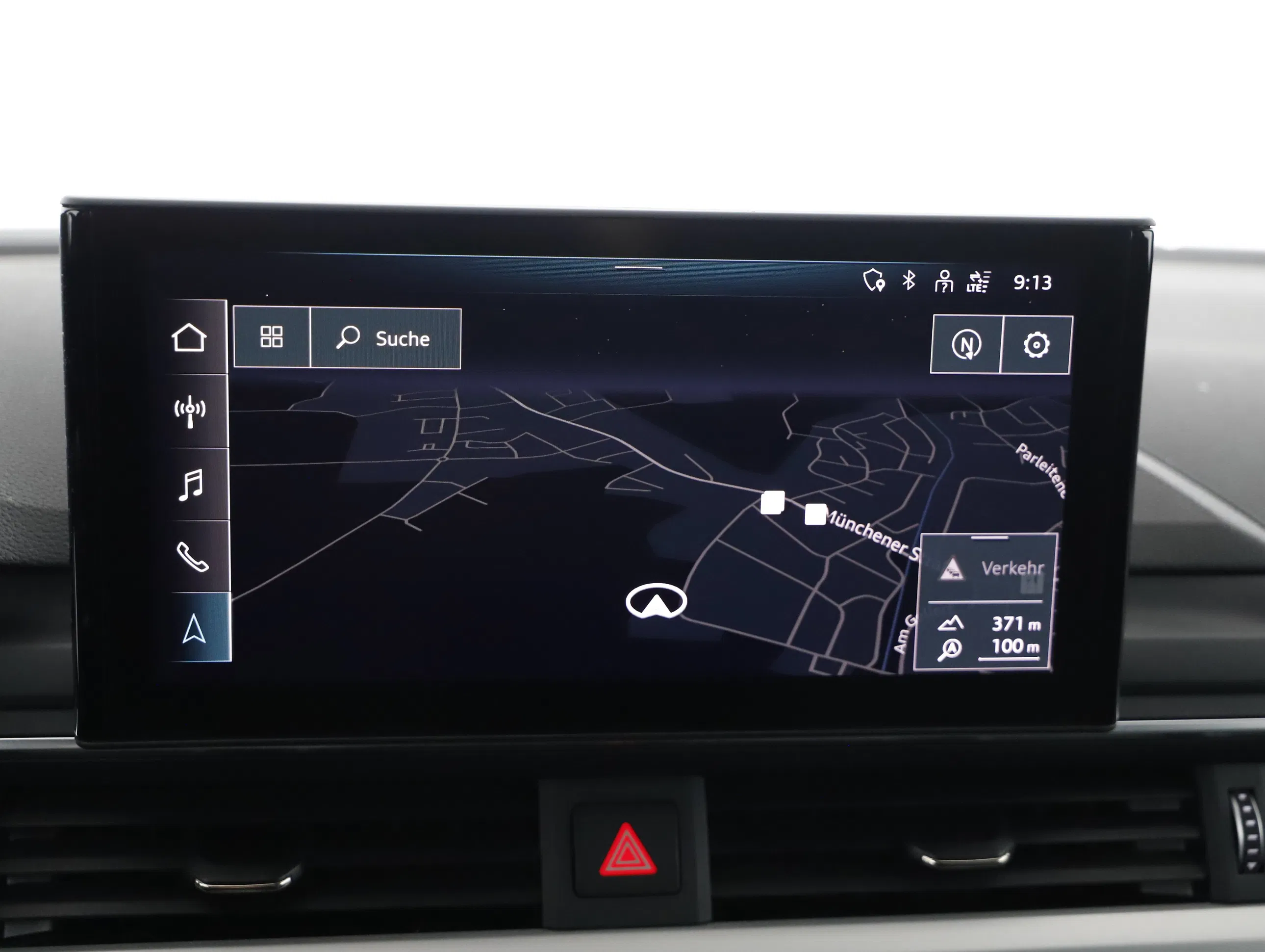 Audi A4 Avant 40 2.0 TDI S-Line | Bild 16 von 29