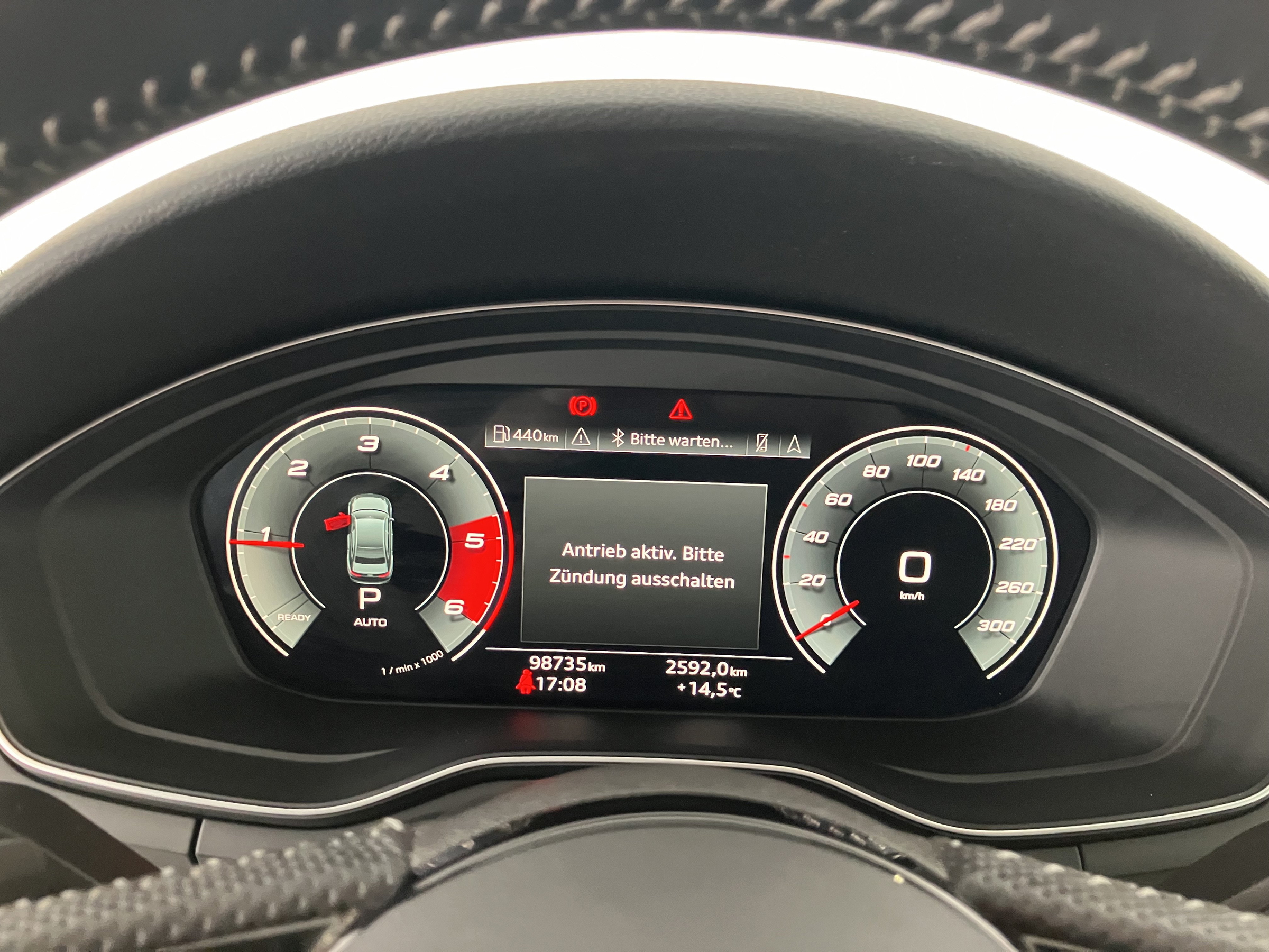 Audi A4 40 2.0 TDI advanced | Bild 7 von 10