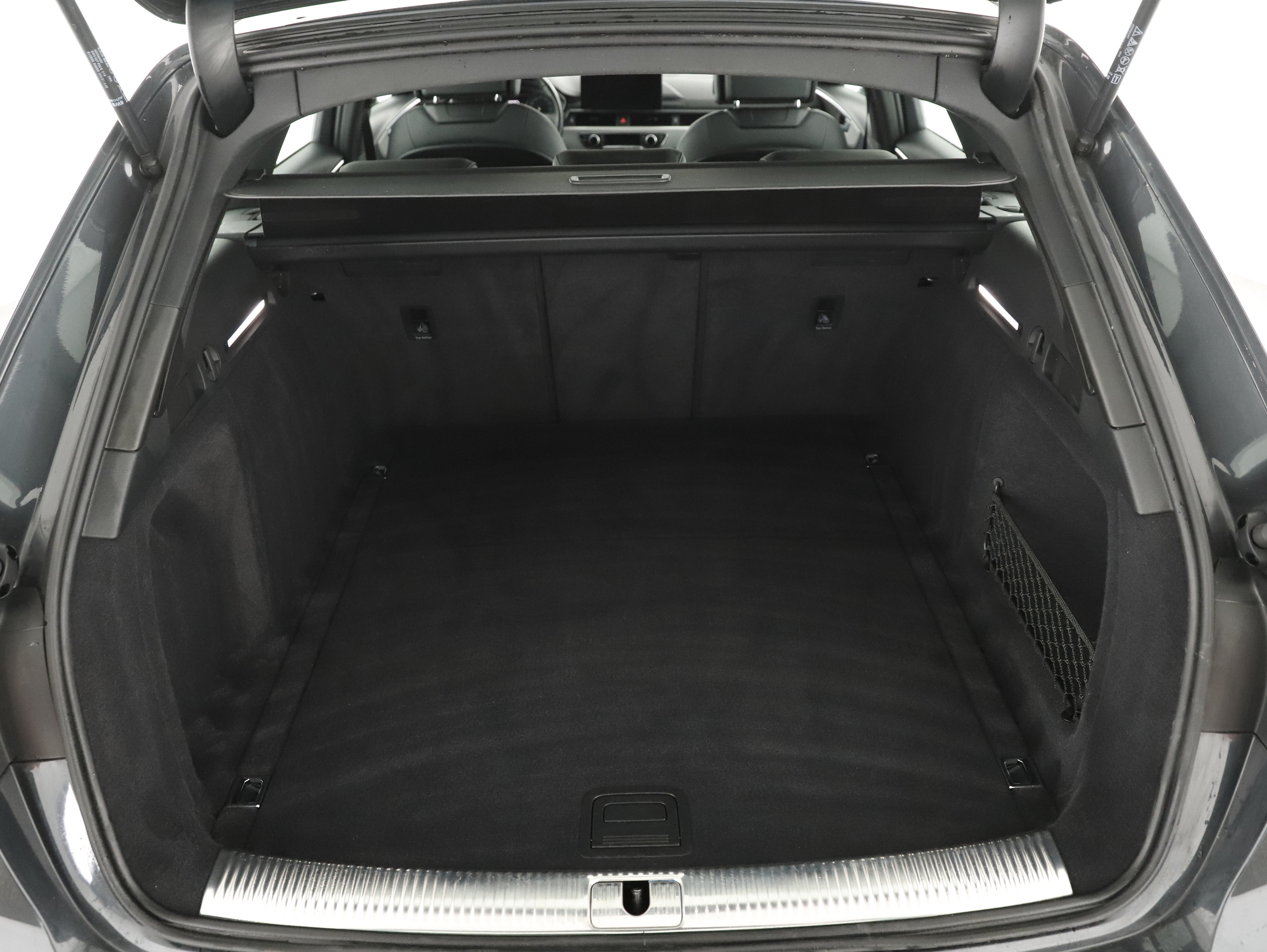 Audi A4 Avant 35 2.0 TFSI advanced | Bild 16 von 31