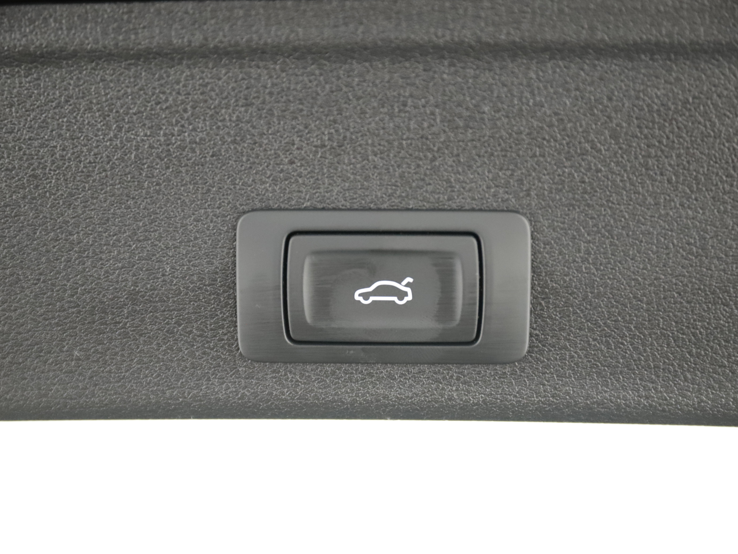 Audi A4 Avant 35 2.0 TFSI advanced | Bild 17 von 31