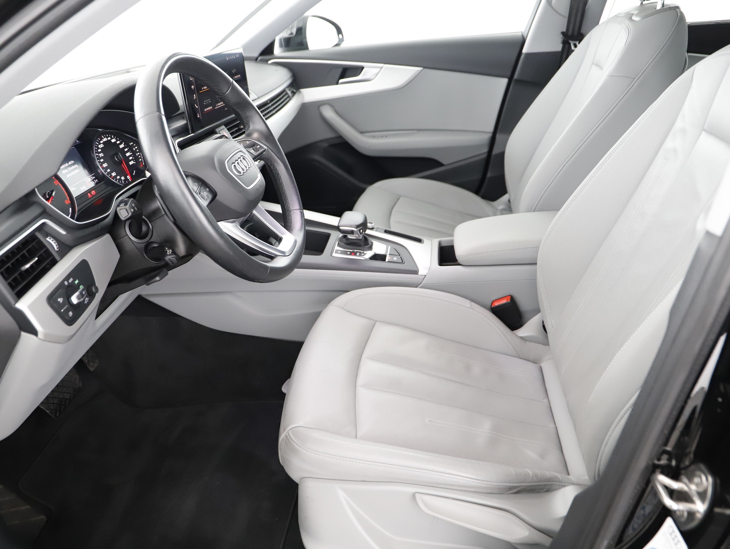 Bild eines Audi A4 Avant 30 2.0 TDI