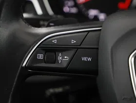 Audi A4 Avant 30 2.0 TDI | Thumbnail 11 von 22