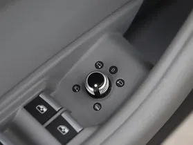 Audi A4 Avant 30 2.0 TDI | Thumbnail 16 von 22