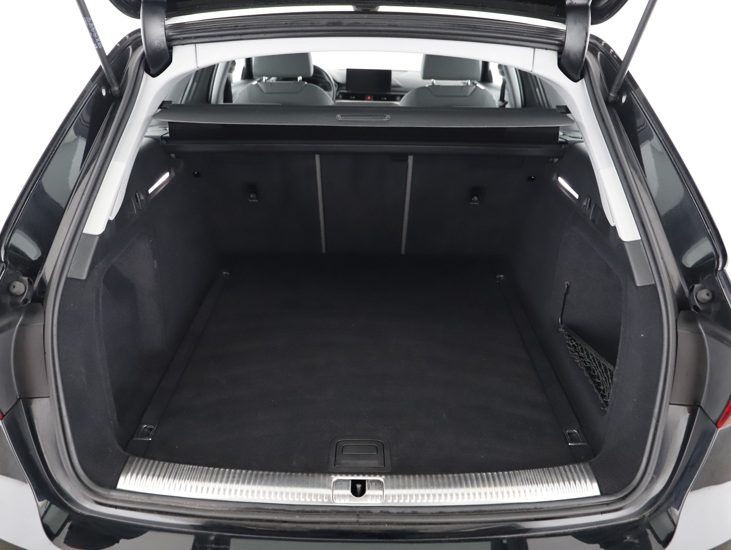 Audi A4 Avant 30 2.0 TDI | Bild 17 von 22