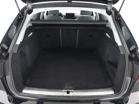 Audi A4 Avant 30 2.0 TDI | Thumbnail 17 von 22