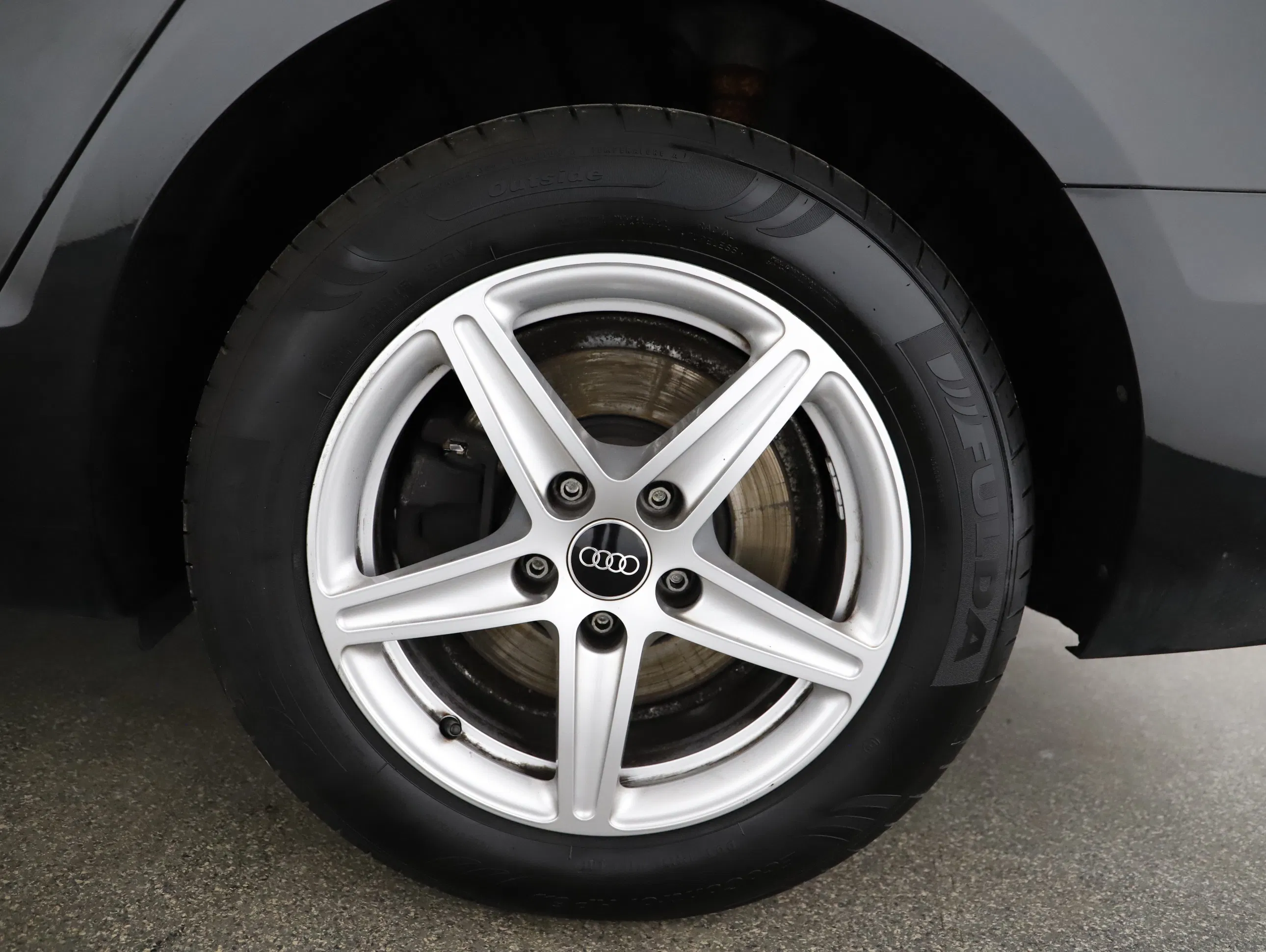 Audi A4 Avant 30 2.0 TDI | Bild 21 von 22