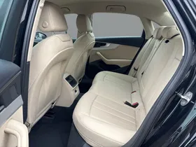 Audi A4 30 2.0 TDI | Thumbnail 13 von 31