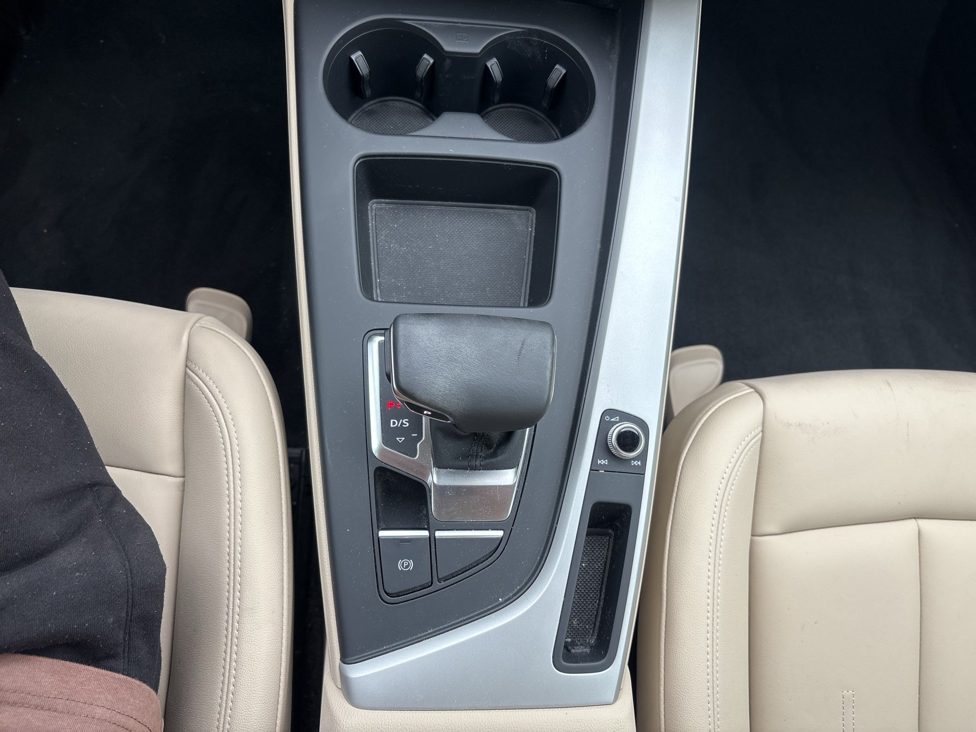 Audi A4 30 2.0 TDI | Bild 28 von 31