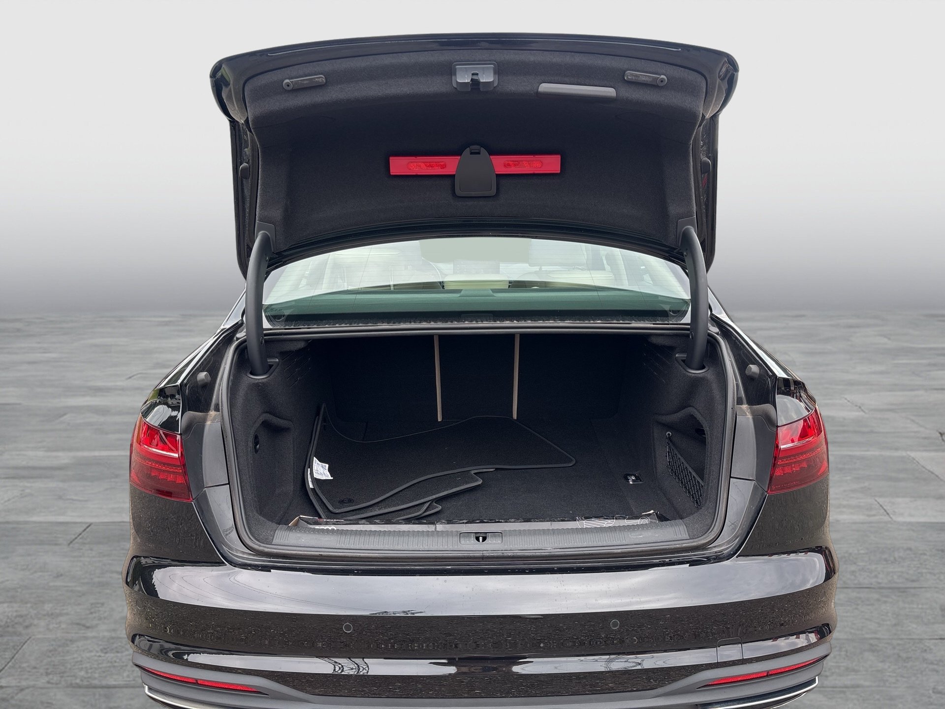 Audi A4 30 2.0 TDI | Bild 31 von 31