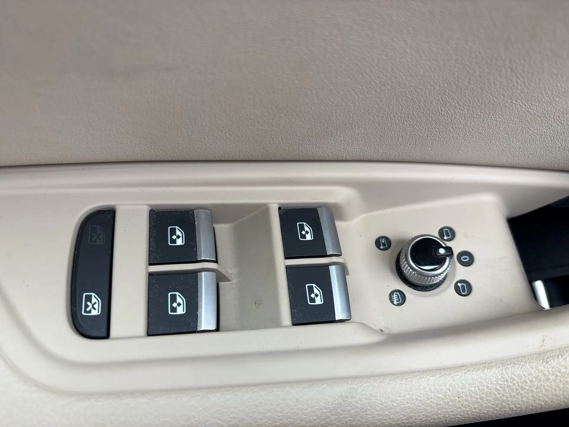 Audi A4 30 2.0 TDI | Bild 6 von 31