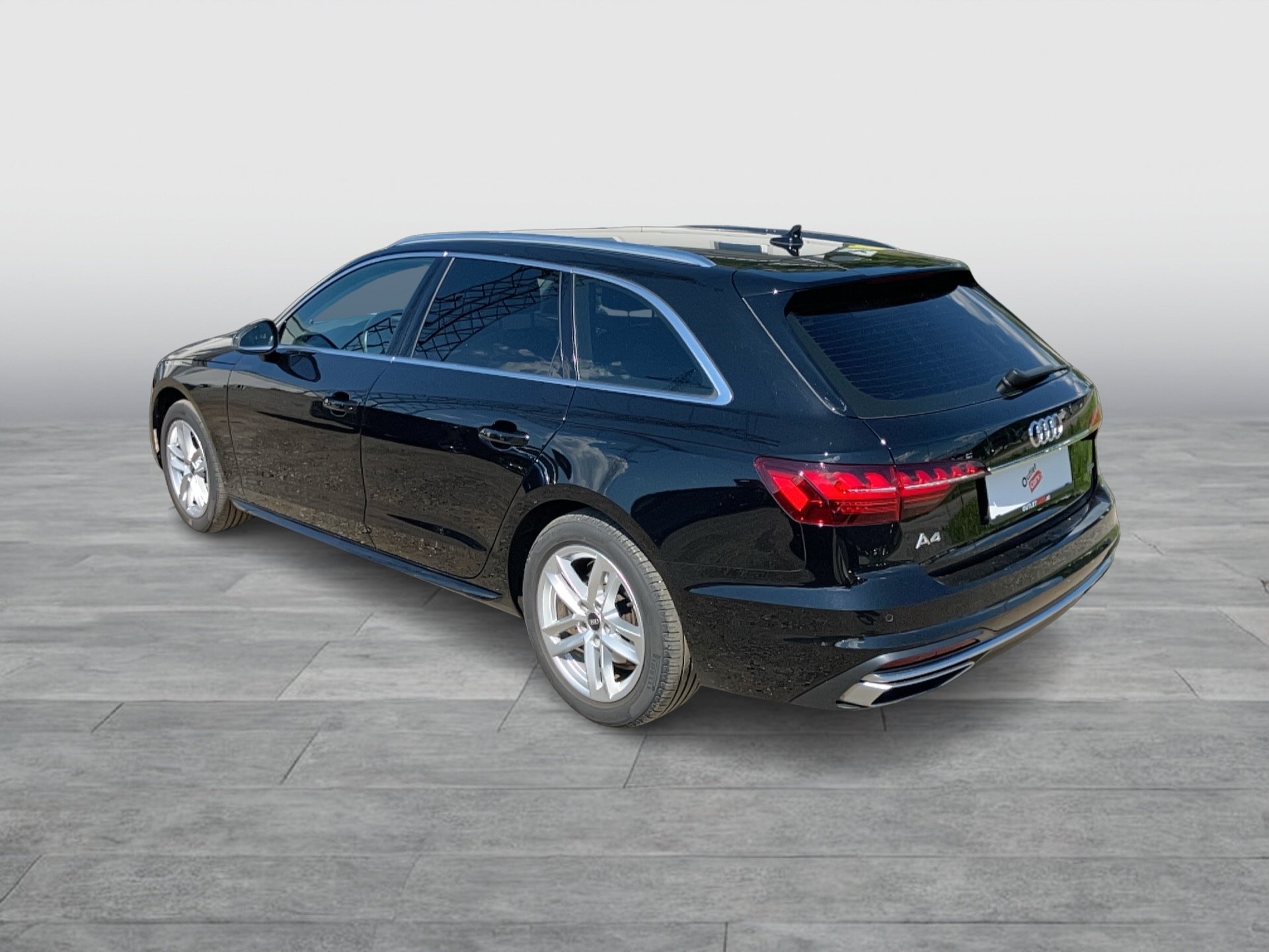 Audi A4 Avant 40 2.0 TDI quattro advanced | Bild 4 von 27