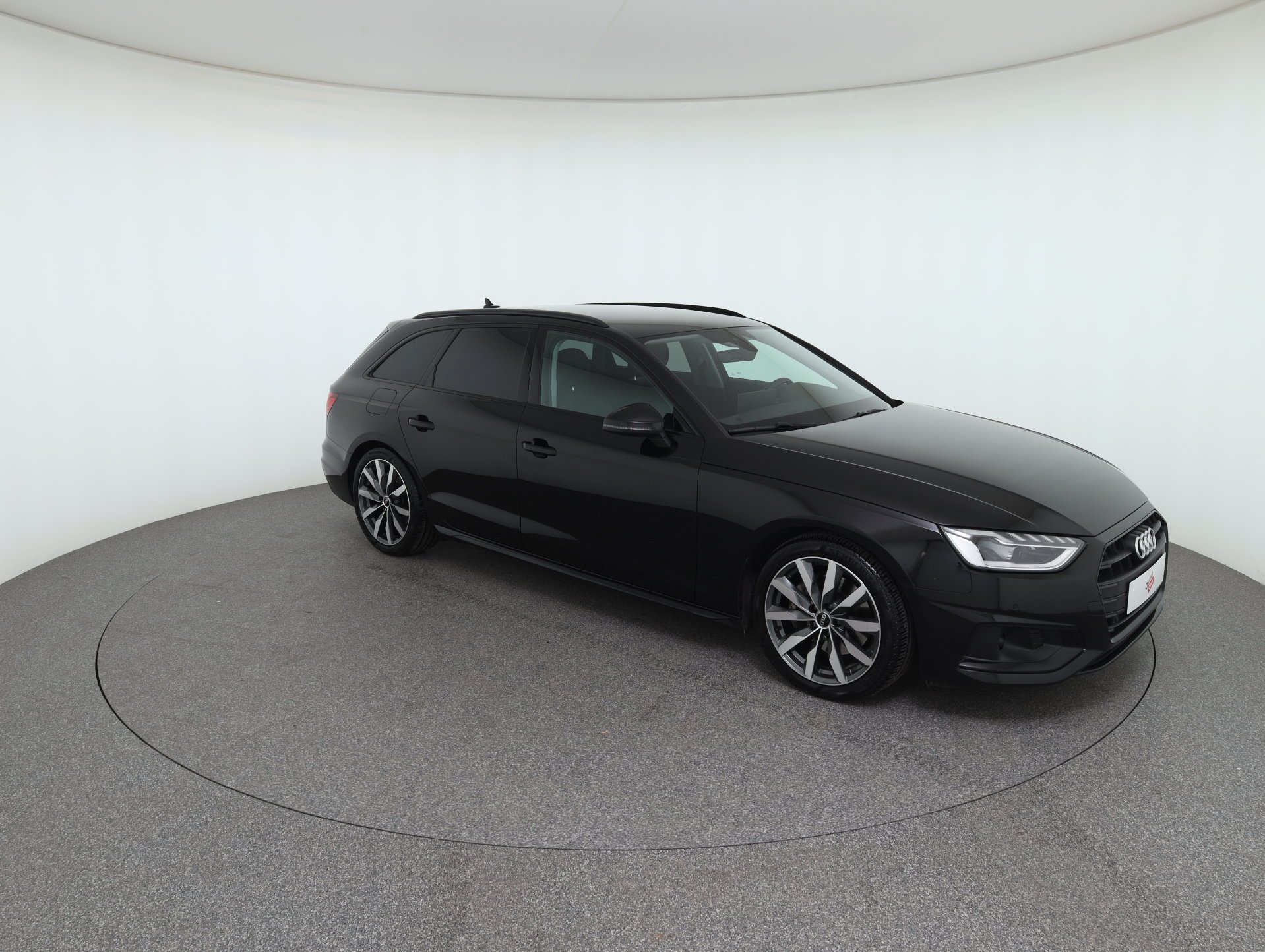 Audi A4 Avant 40 2.0 TDI advanced | Bild 4 von 31