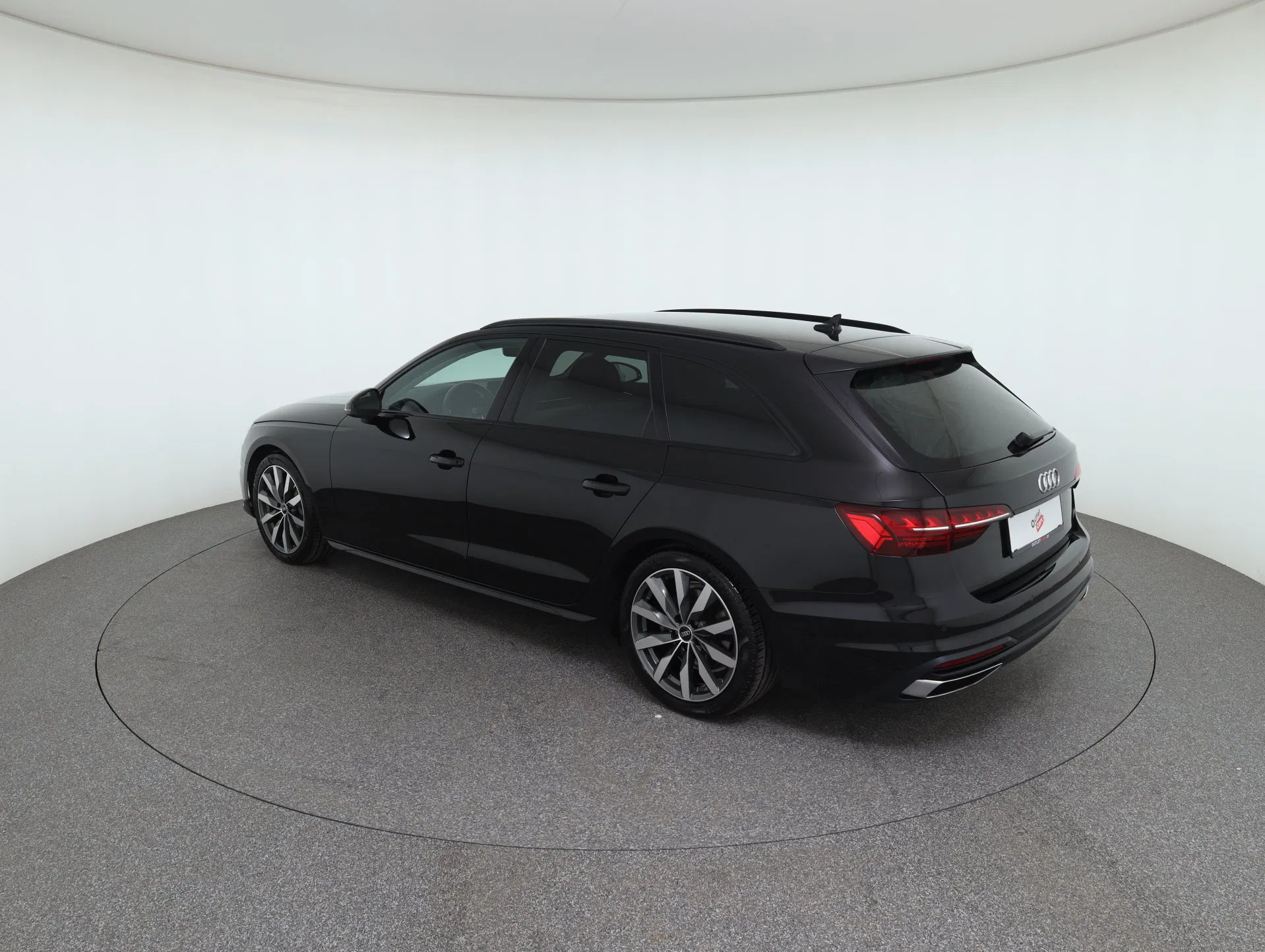 Audi A4 Avant 40 2.0 TDI advanced | Bild 8 von 31