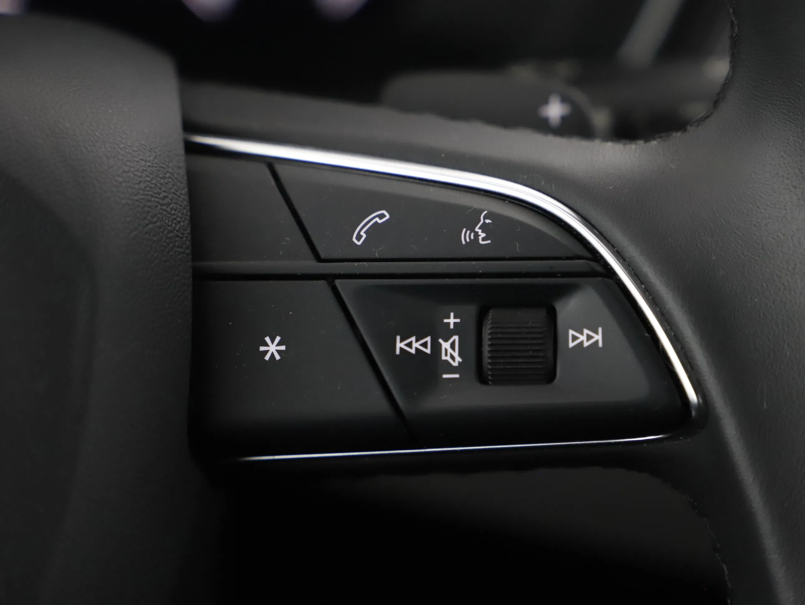 Audi A4 Avant 50 3.0 TDI quattro S-Line | Bild 22 von 31