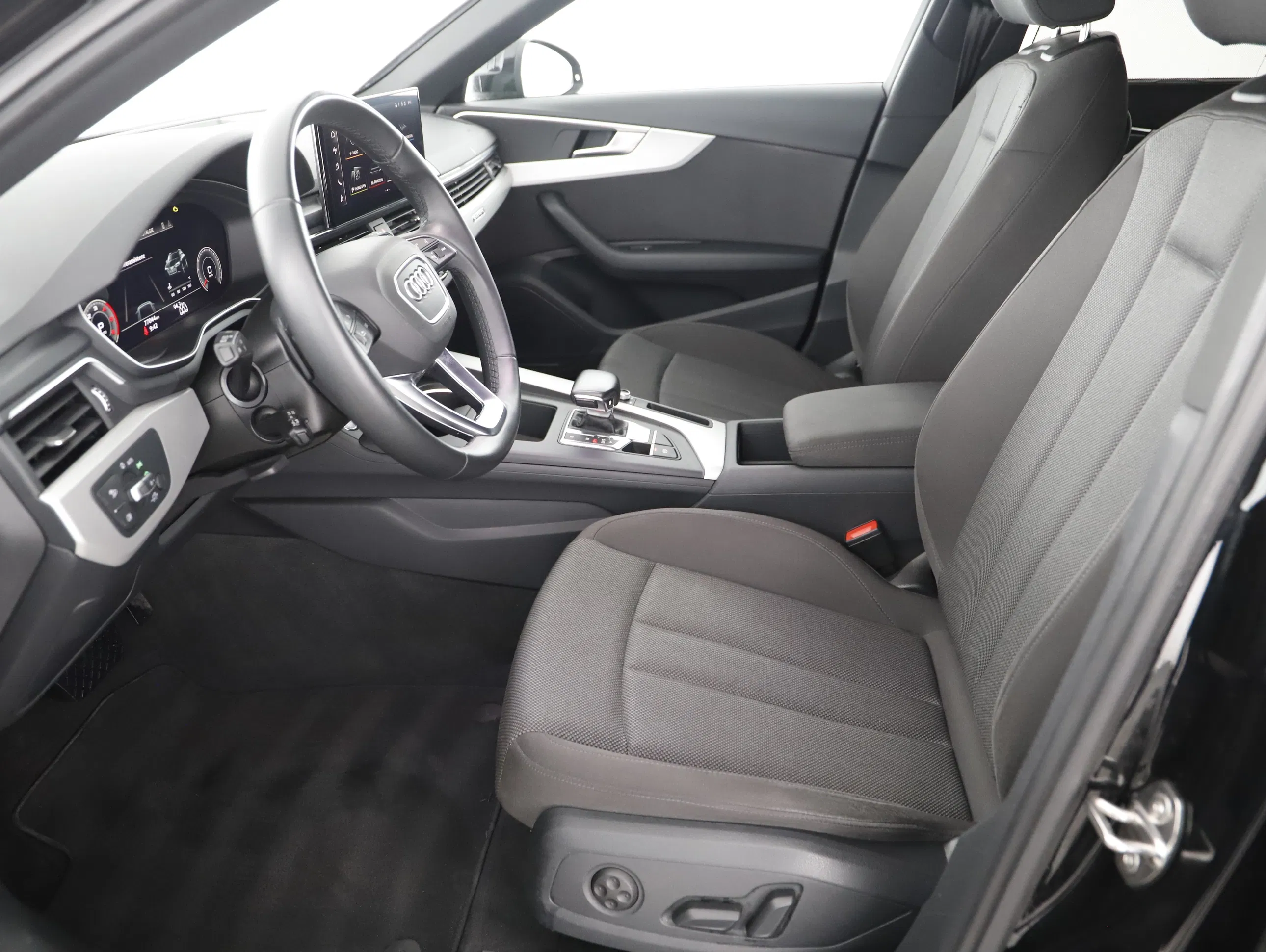 Audi A4 Avant 50 3.0 TDI quattro S-Line | Bild 4 von 31