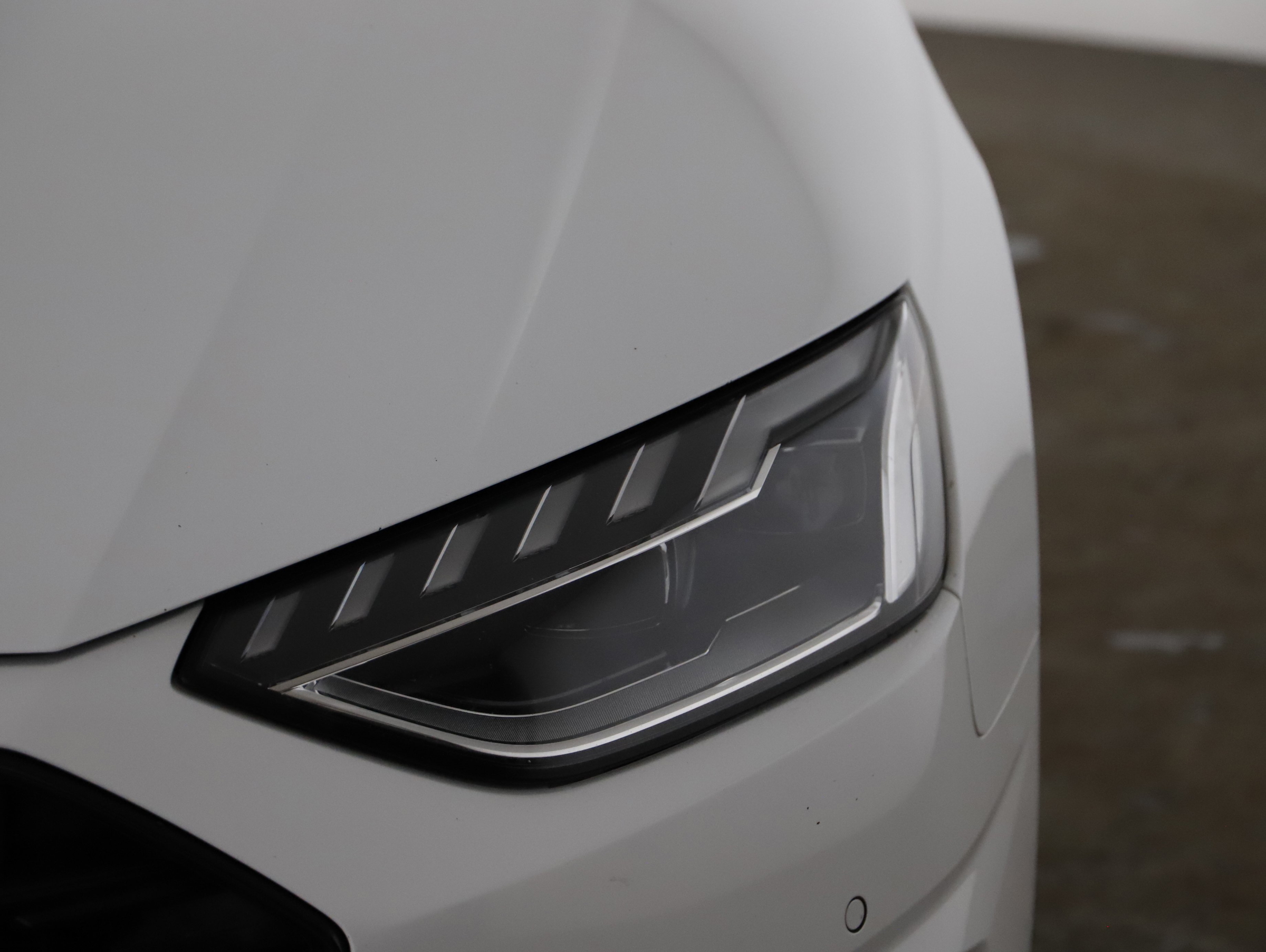 Audi A4 Avant 35 TDI adv. Aut. | Bild 20 von 21