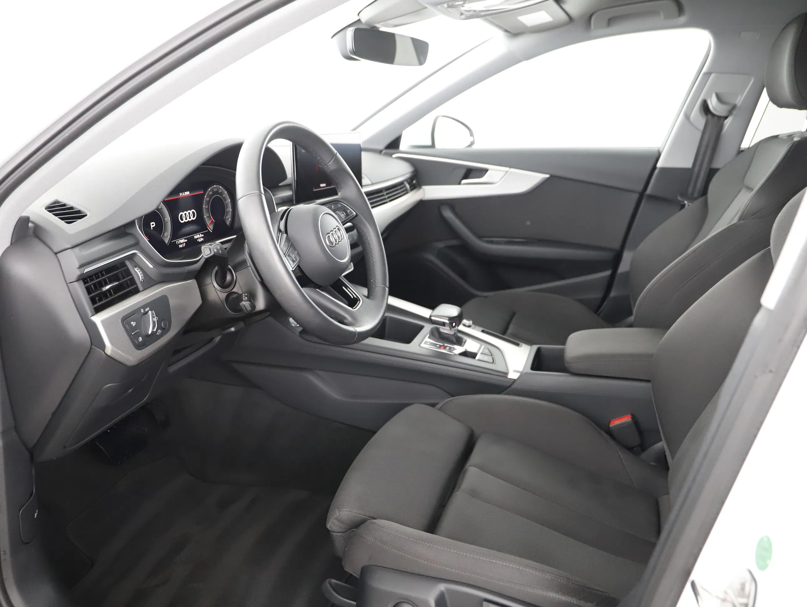 Audi A4 Avant 35 TDI adv. Aut. | Bild 7 von 21