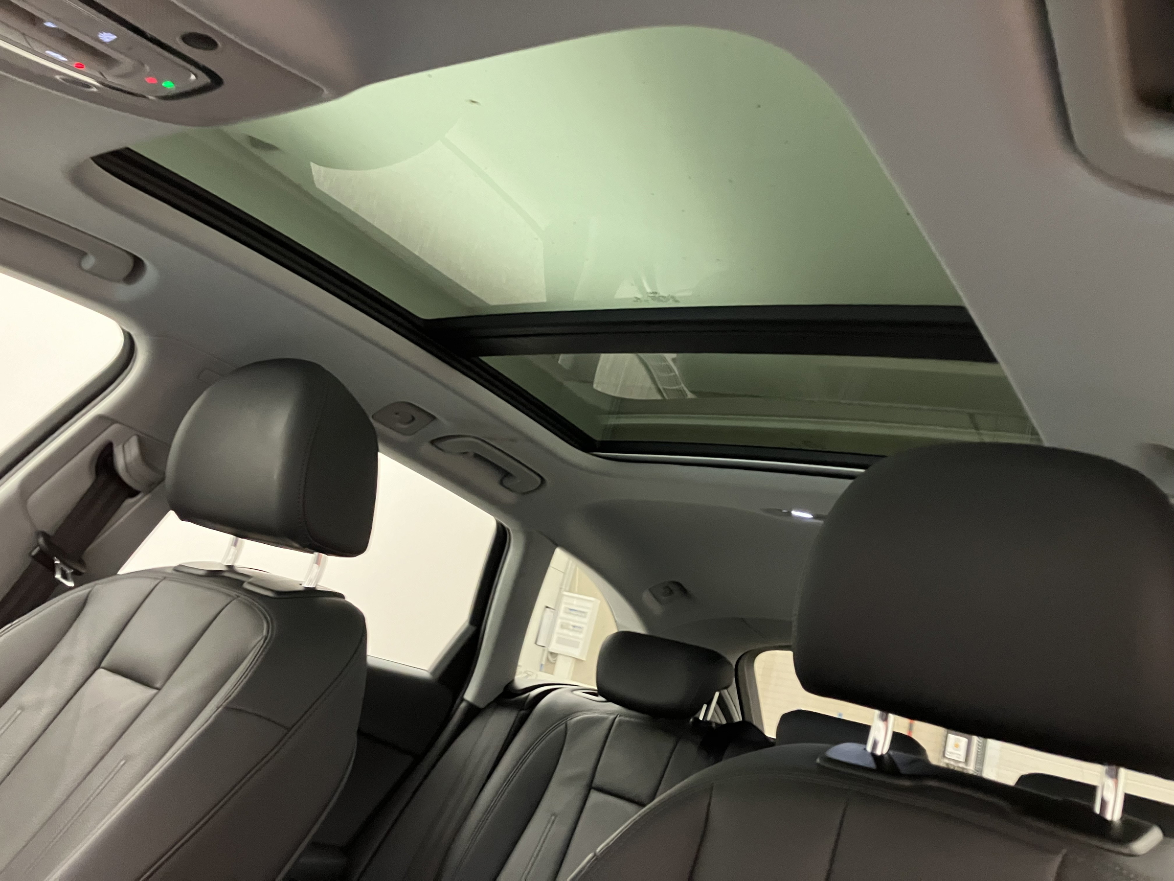 Audi A4 Avant 35 TDI | Bild 12 von 30