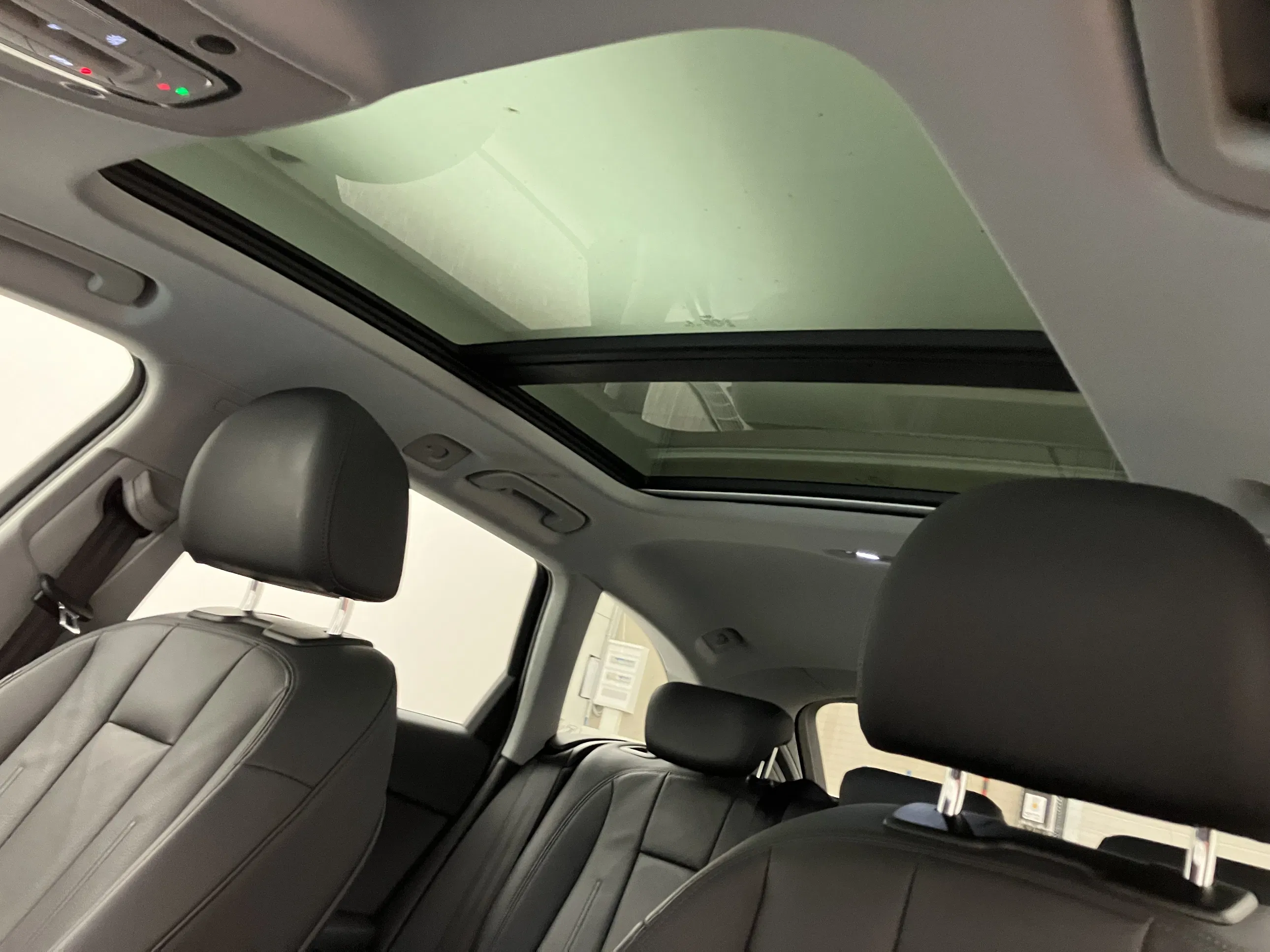 Audi A4 Avant 35 TDI | Bild 12 von 30