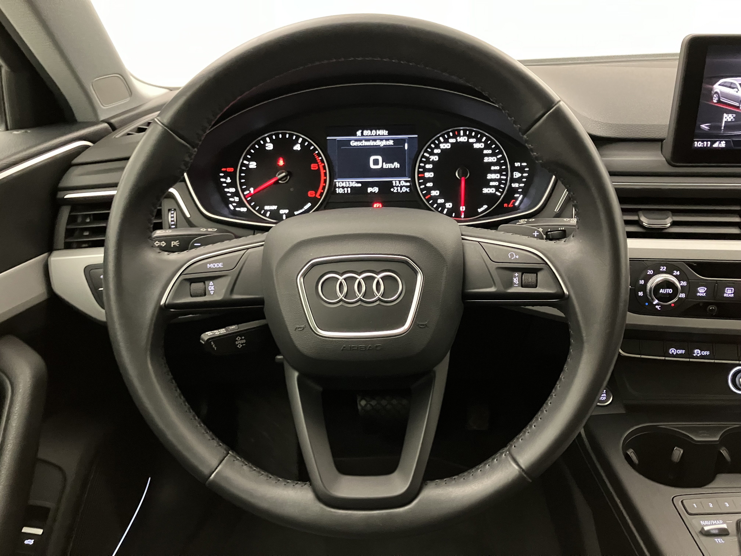 Audi A4 Avant 35 TDI | Bild 14 von 30