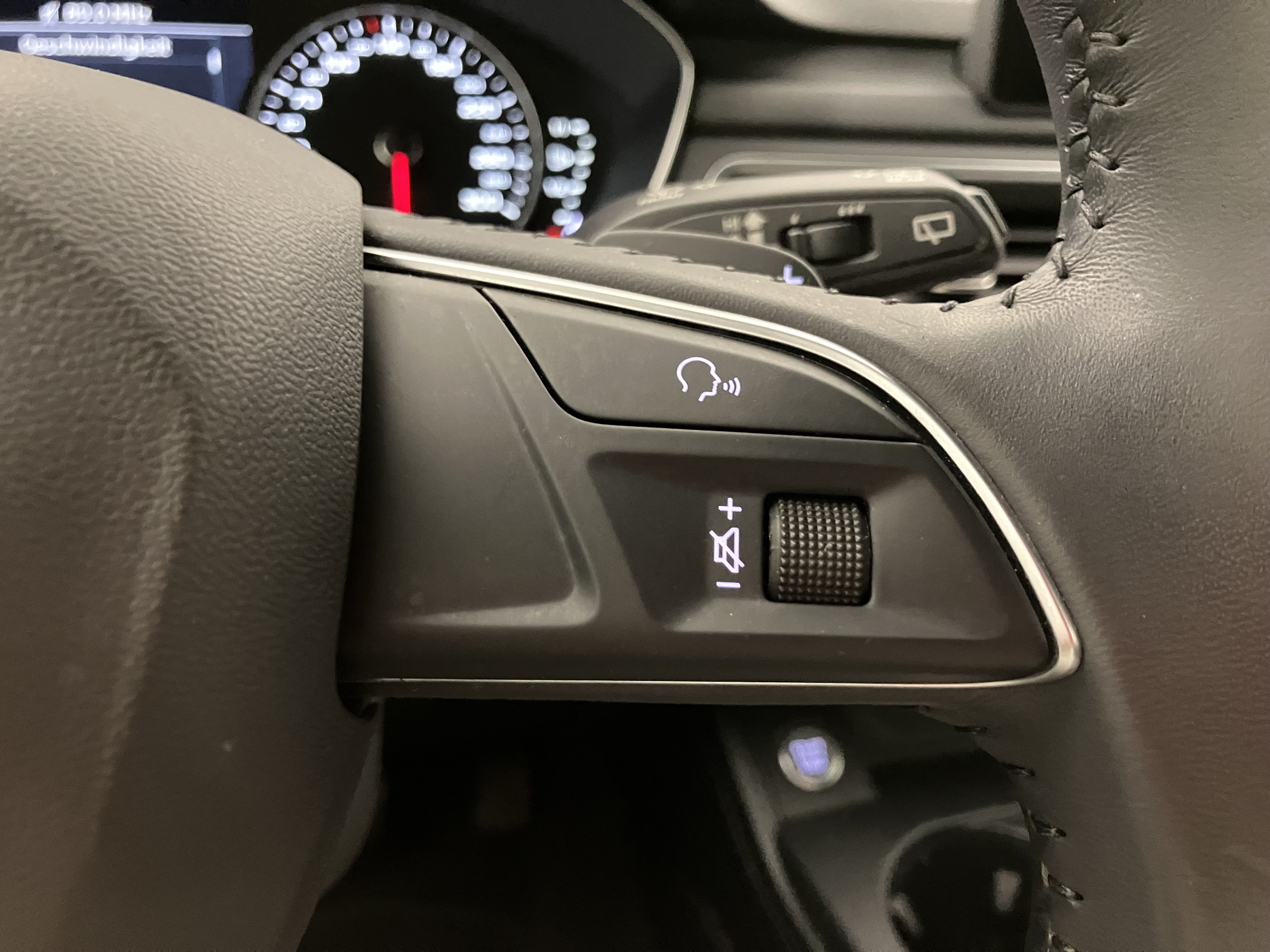 Audi A4 Avant 35 TDI | Bild 17 von 30