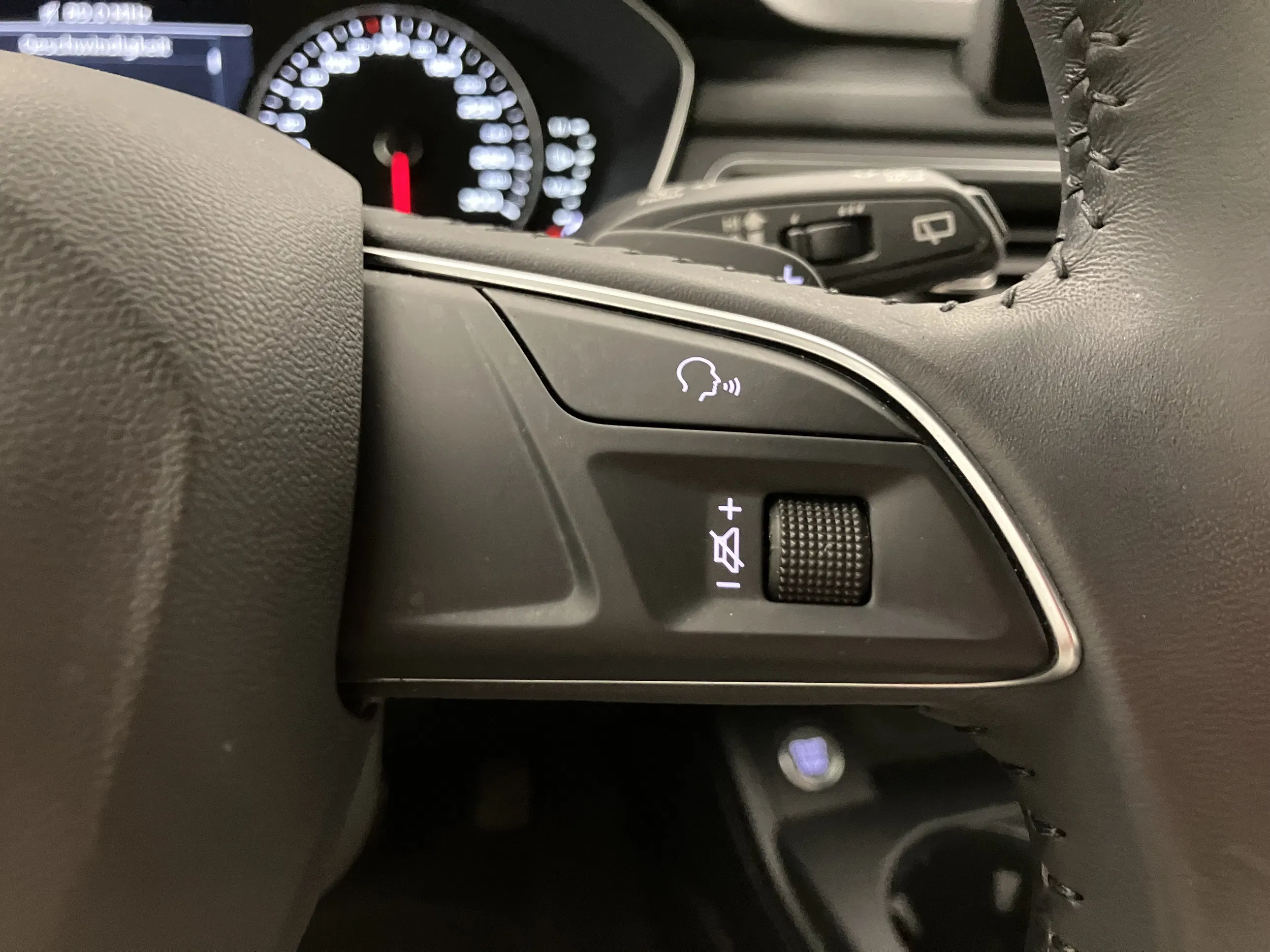 Audi A4 Avant 35 TDI | Bild 17 von 30